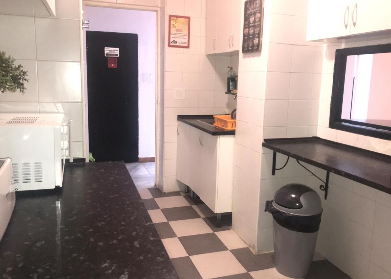 Arc House Only Adults Auberge de jeunesse